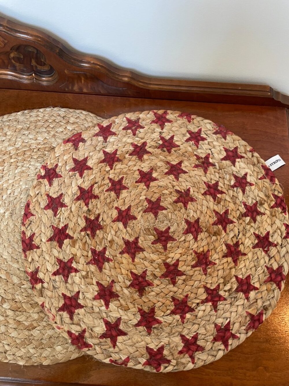 Set of 2 Stars & Stripes Jute Round Placemats Reversible Red Stars USA